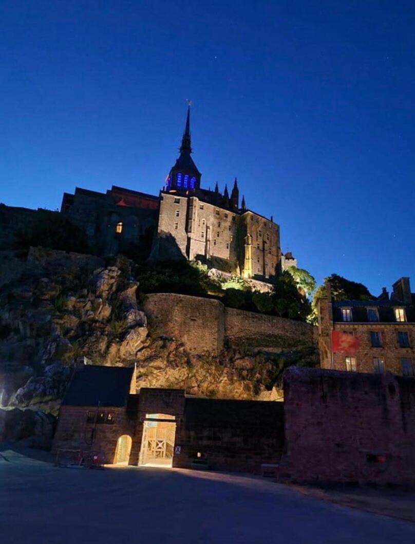 Gites Le Mont Desclos Saint Michel ボーヴォワール 部屋 写真