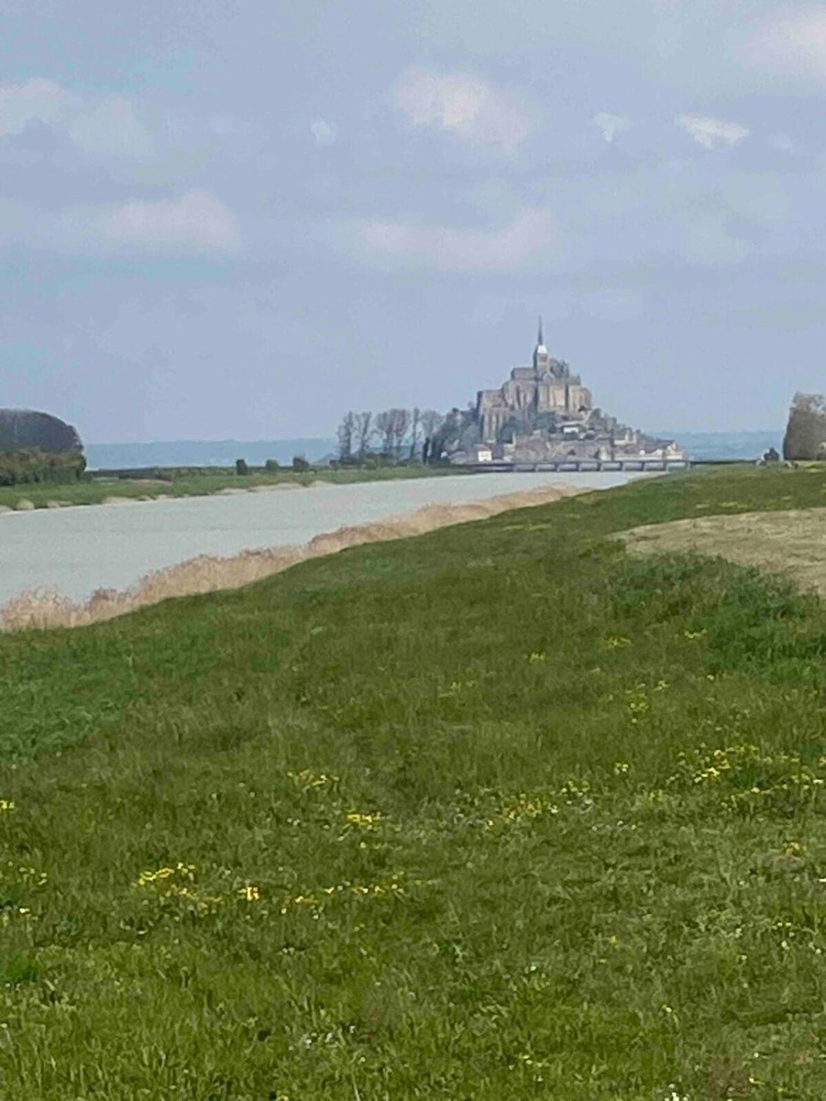 Gites Le Mont Desclos Saint Michel ボーヴォワール 部屋 写真